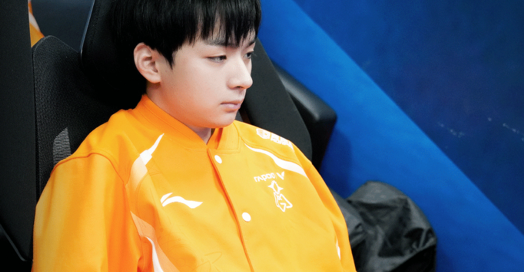 LGD翻盘IG，Kanavi关键团战开团秒人鏖战多局淘汰赛，点燃全场激情