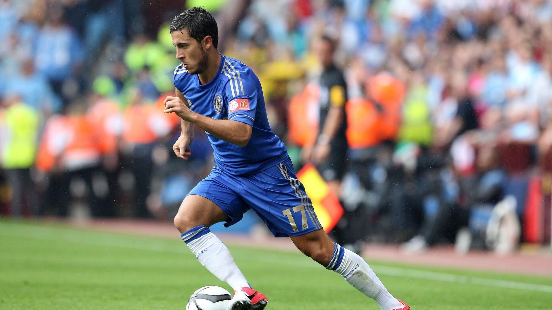 德国终结日本，卢卡库成为关键先生，战术解析与足球英雄的双重奏